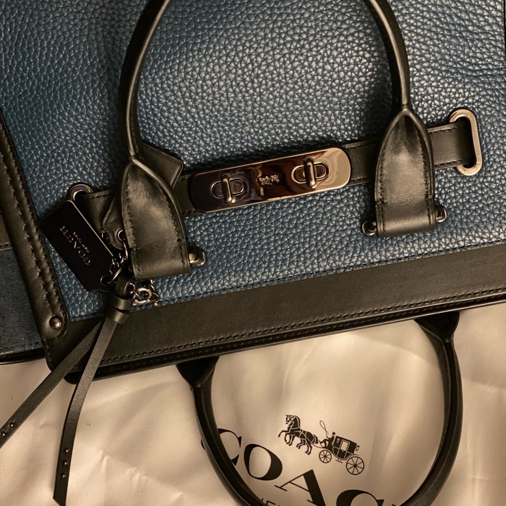 Rare Coach Swagger color block black leather & dark blue suede sides, crossbody - Picture 9 of 13